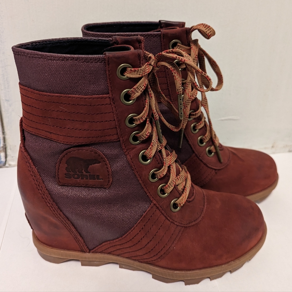 Sorel Joan of Arctic booties